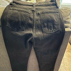 The mom hight rise denim